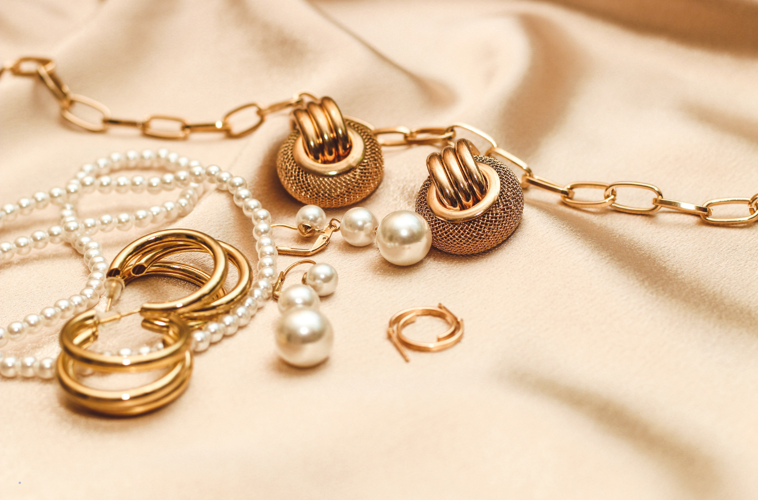 Various Jewelry for women